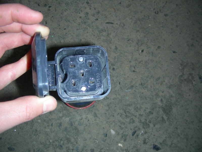 /media/128-65_e2.jpg